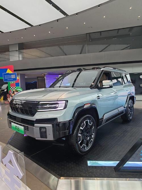 深圳坪山区超磊汇企业管理咨询比亚迪方程豹硬派越野的爆款，英菲尼迪35周年与你共成长